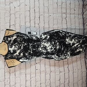 Guess Monochrome Abstract Bodycon Dress Size Medium NWT